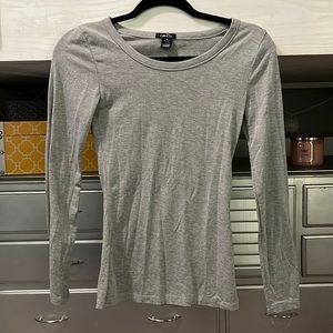 Women’s XS grey long sleeve